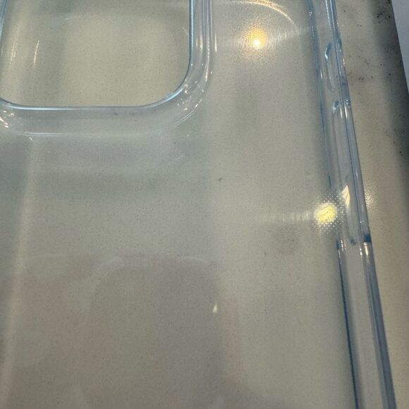 Tech 21 Evolite Clear Phone Case for iPhone 15 Pro - Picture 4 of 6